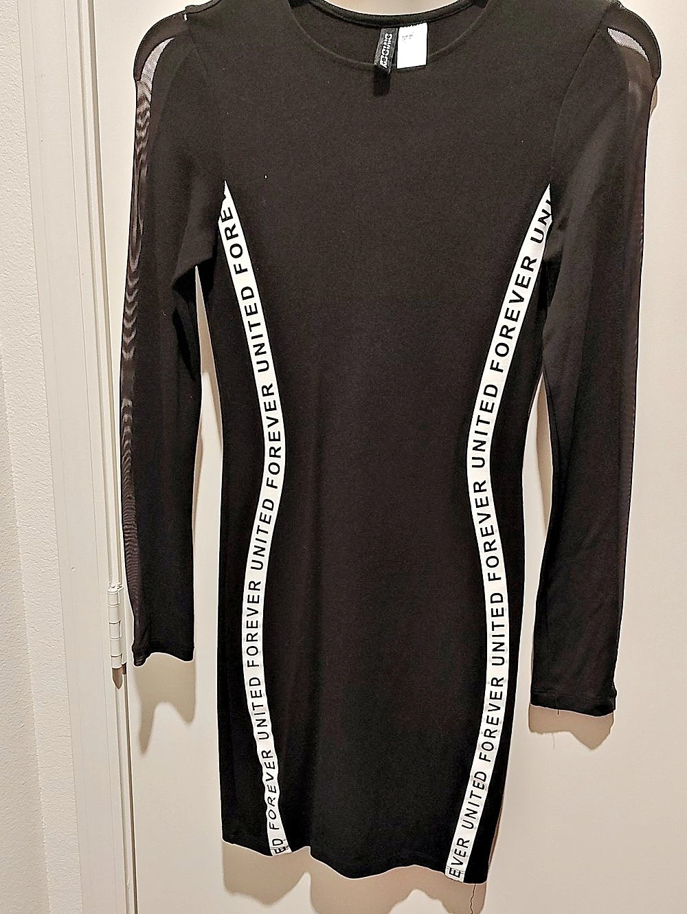 Forever 21 Black Long Sleeve Mini Dress Like New